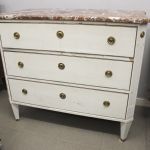 947 8424 CHEST OF DRAWERS